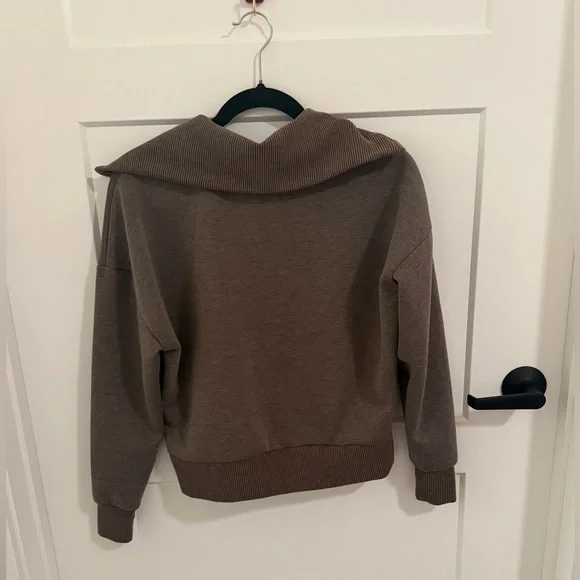 Yogalicious Women's Softlite Veloire Brown Half-Zip Sweatshirt - Picture 3 of 3
